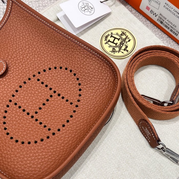 Evelyne Togo 18*16*6CM-008=