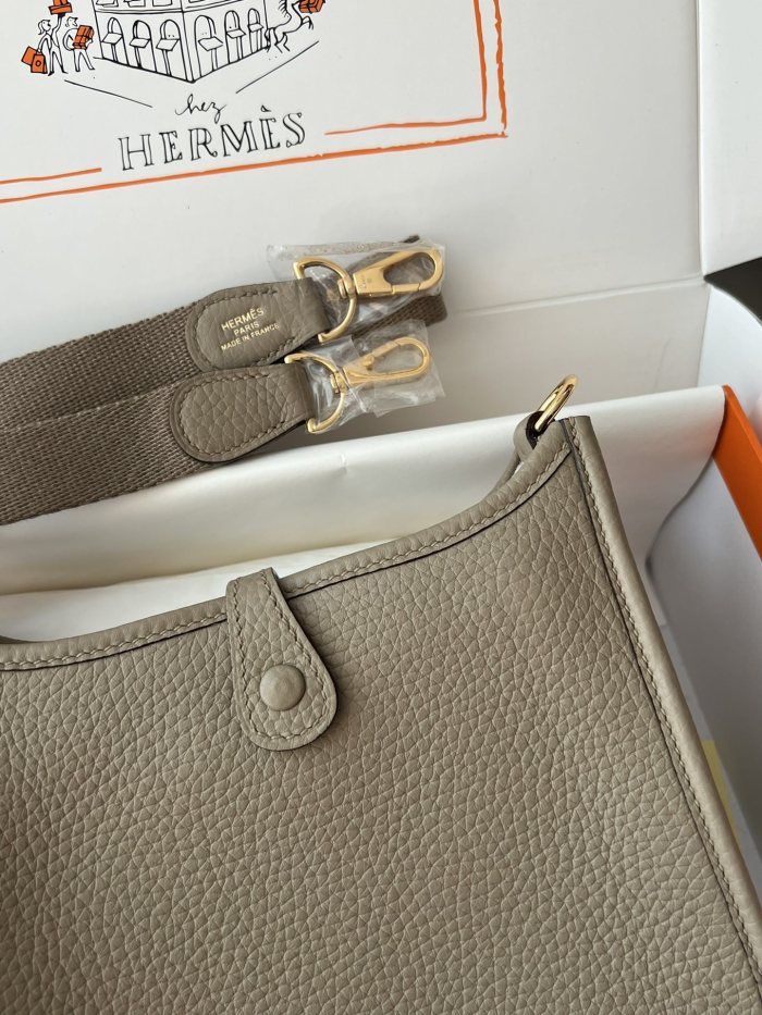 Evelyne Togo“18*17*6CM”-008=