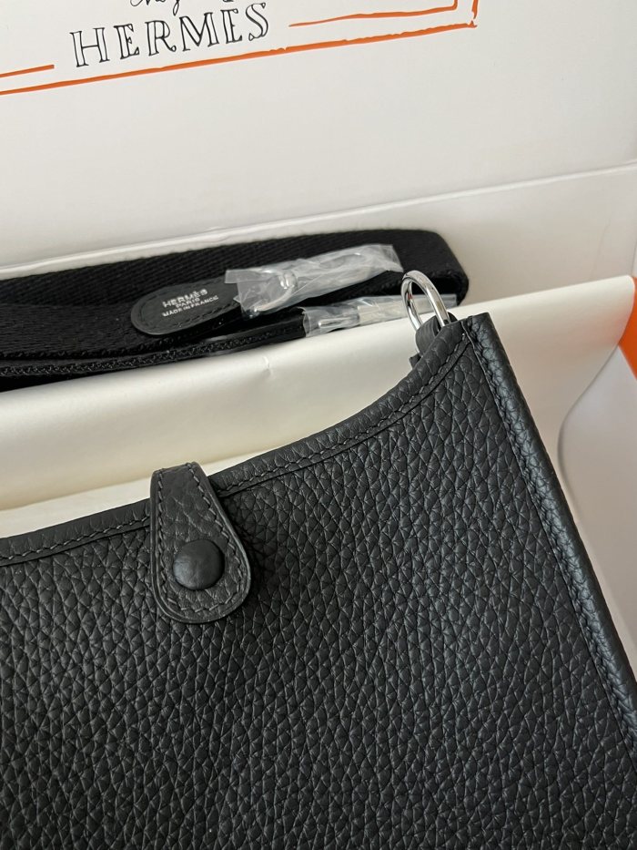Evelyne Togo“18*17*6CM”-008=