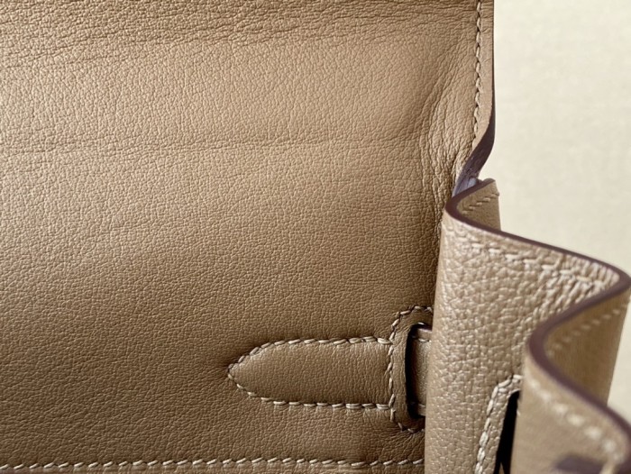 Kelly Lakis 32 Box-Canvas“32*23*10.5CM”-0062=