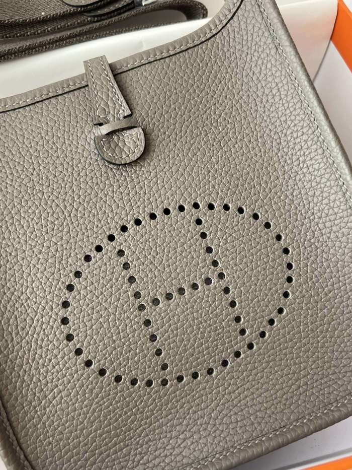 Evelyne Togo“18*17*6CM”-008=