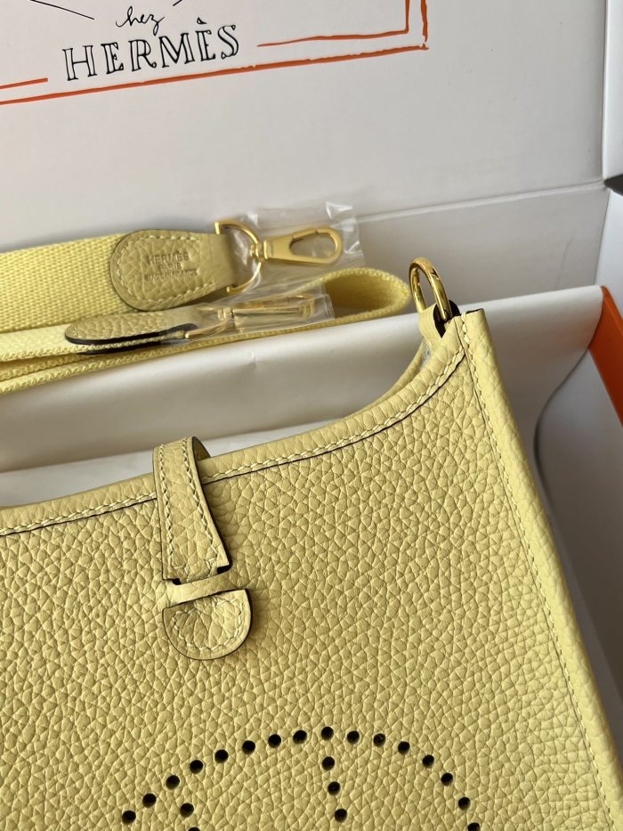Evelyne Togo“18*17*6CM”-008=