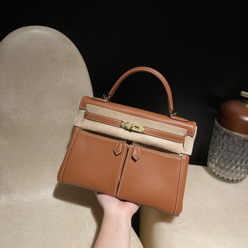 Kelly Lakis 32 Box-Canvas“32*23*10.5CM”-0062=