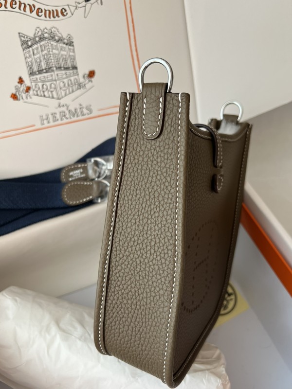 Evelyne Togo“18*17*6CM”-008=