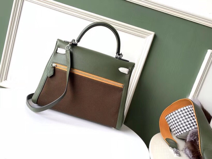 Kelly Lakis 32 Box-Canvas“32*23*10.5CM”-0062=