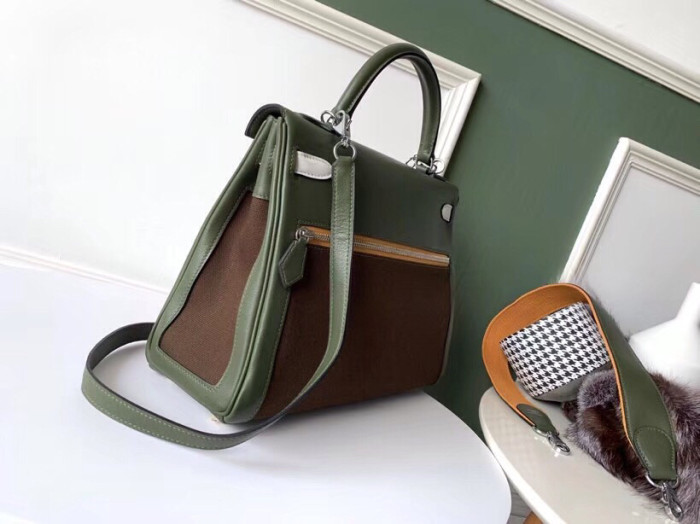 Kelly Lakis 32 Box-Canvas“32*23*10.5CM”-0062=
