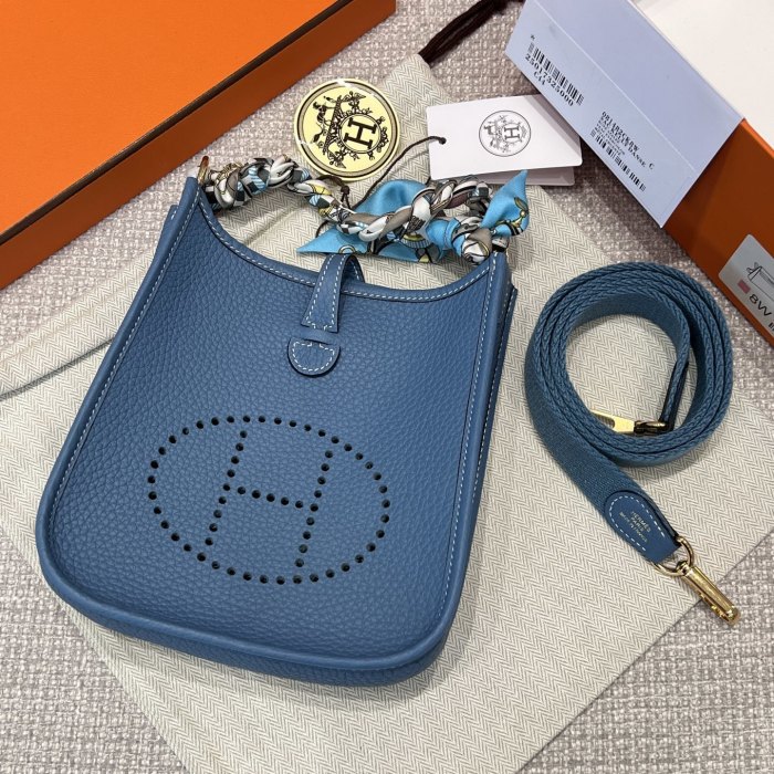 Evelyne Togo 18*16*6CM-008=
