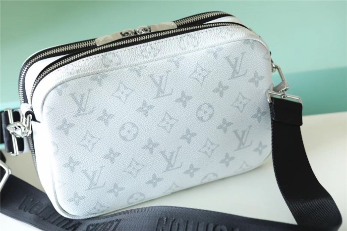 Alpha Nano Messenger Bag“18.5*11*6.5CM” 025