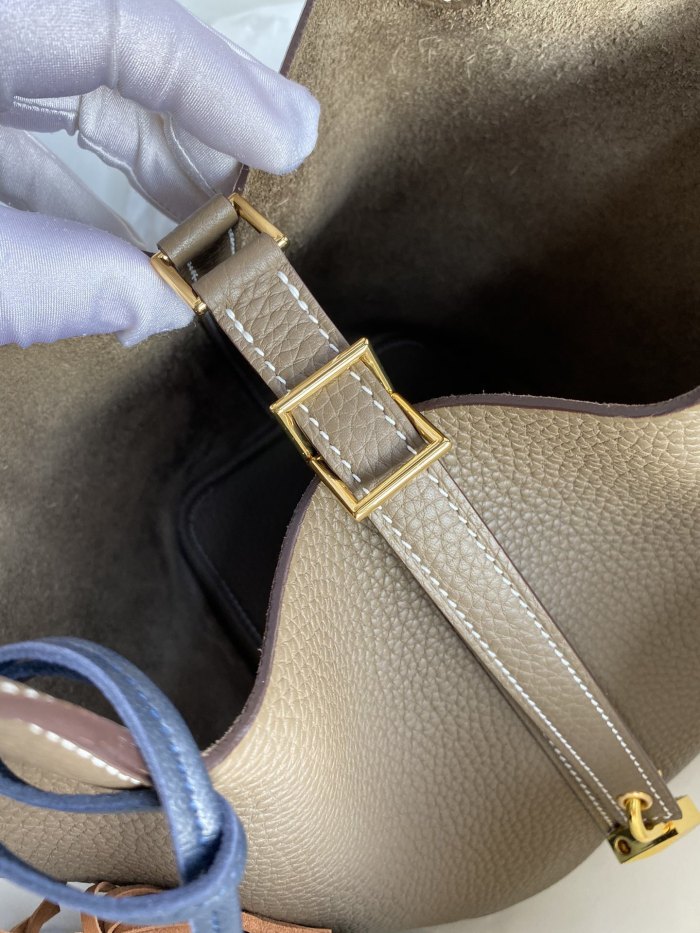 Picotin Lock 22 Clemence Leather“22*22*22CM”-079=