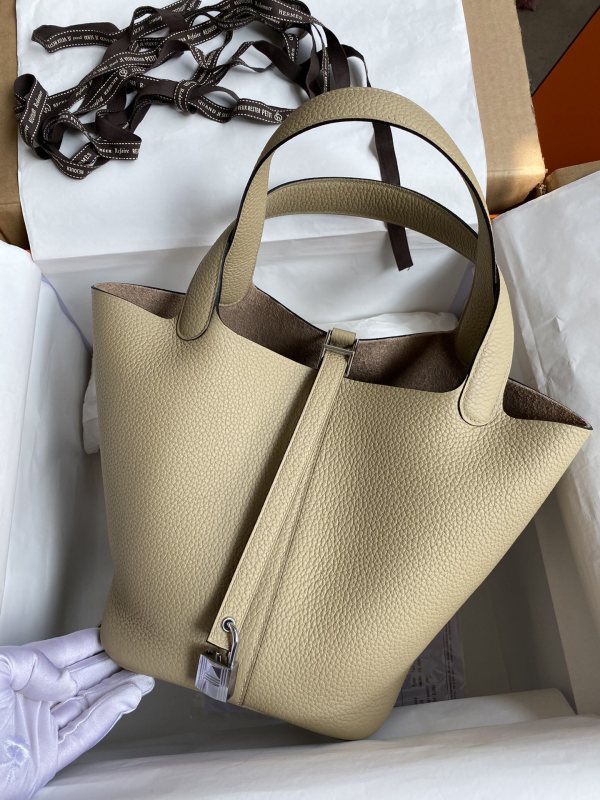 Picotin Lock 22 Clemence Leather“22*22*22CM”-079=