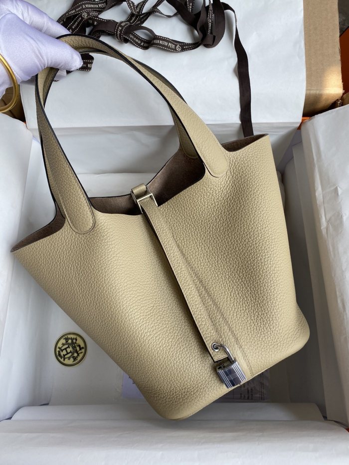 Picotin Lock 22 Clemence Leather“22*22*22CM”-079=