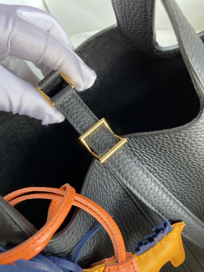 Picotin Lock 22 Clemence Leather“22*22*22CM”-079=
