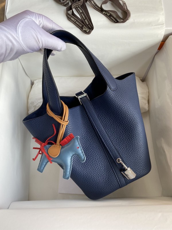 Picotin Lock 22 Clemence Leather“22*22*22CM”-079=