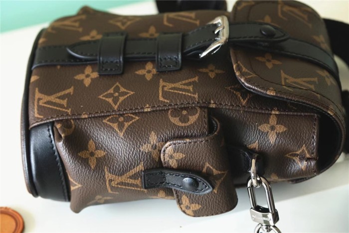 Nano Christopher Crossbody Bag “19*14*5CM” 005