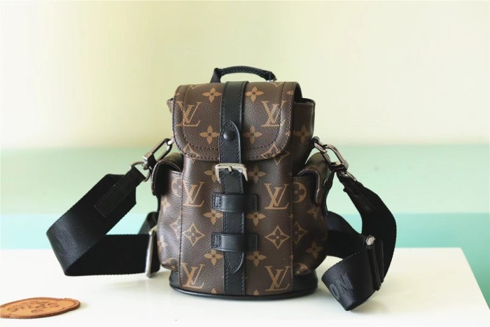 Nano Christopher Crossbody Bag “19*14*5CM” 005
