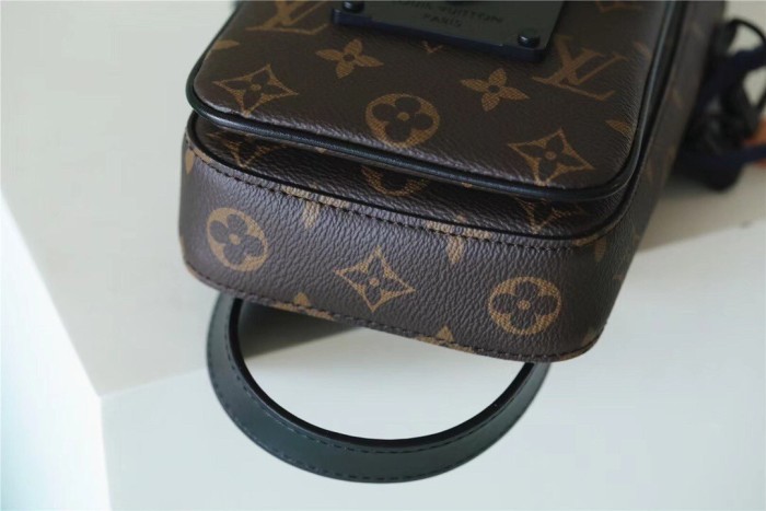 S Lock Vertical Crossbody Bag “19*12*7CM” 054