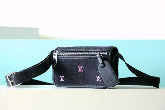 Outdoor Crossbody Bag “20*13*5CM” 005