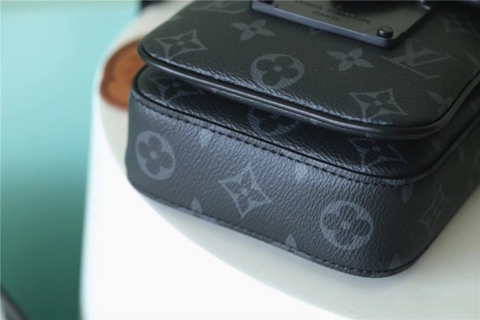 S Lock Vertical Crossbody Bag “19*12*7CM” 074
