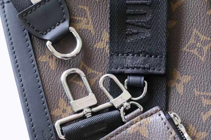 Gaston Crossbody Bag “22*14.5*4.5CM” 084