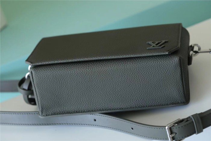 Takeoff Crossbody Bag“28*24*10CM” 035