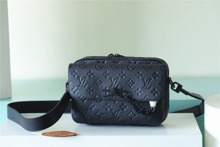 Steamer Messenger Crossbody Bag “24*17*5CM” 036