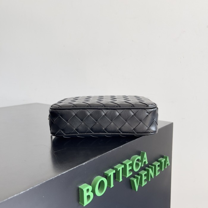 Intrecciato Pouch“16.5*11.5*3.5CM”-055=