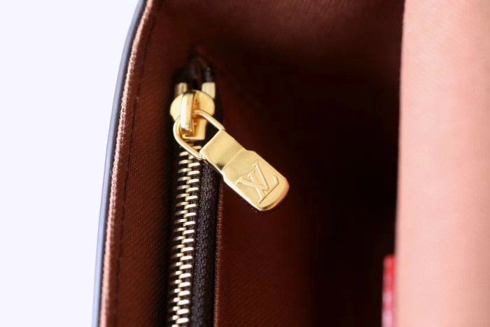 PM Steamer Crossbody Bag “18*11*6.5CM” 005