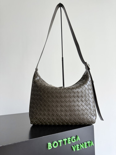 Traveller Small Intrecciato Leather Hobo Bag“35*29.5*8.5CM”-0231=