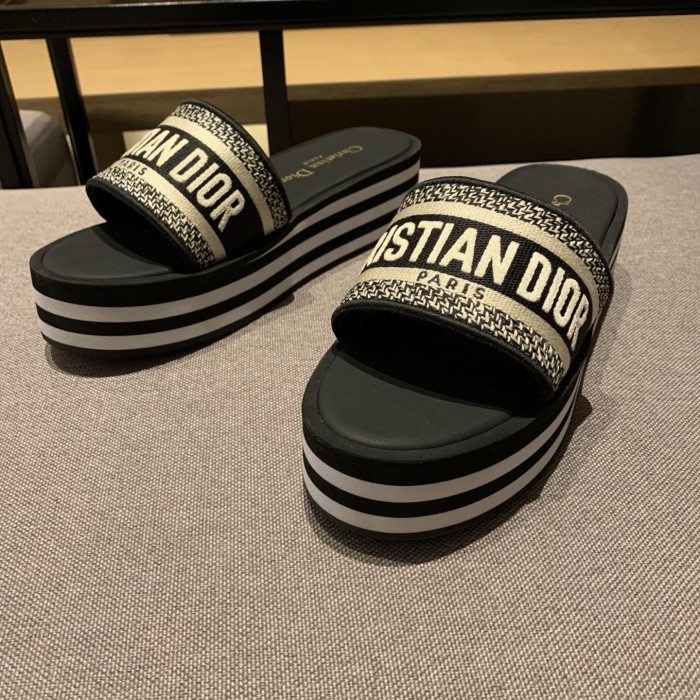 Dway SLIDES （Female）35-41=