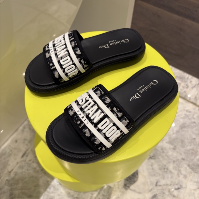 Dway SLIDES （Female）35-41=