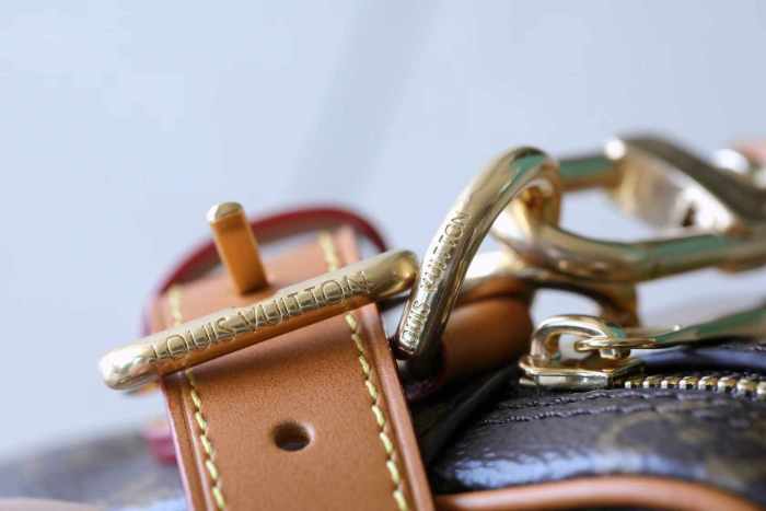 NIL Monogram Archive “25*17.5*11CM” 025