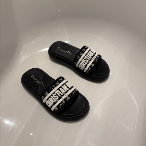 Dway SLIDES （Female）35-41=
