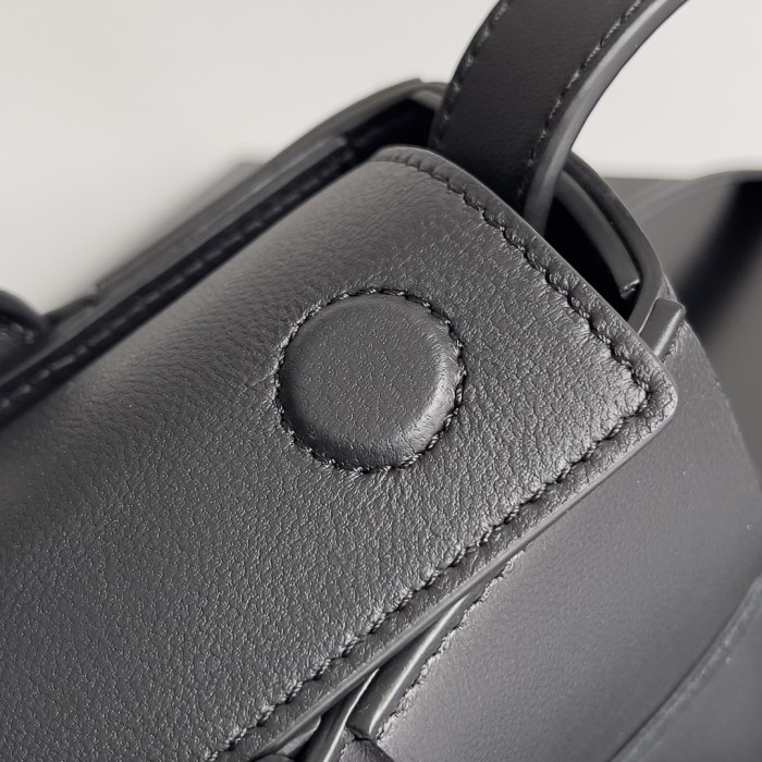 East-West Arco Tote“22*11*5.5CM”-008=