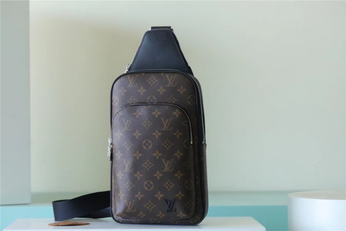 Avenue Crossbody Bag “31*20*7CM” 064