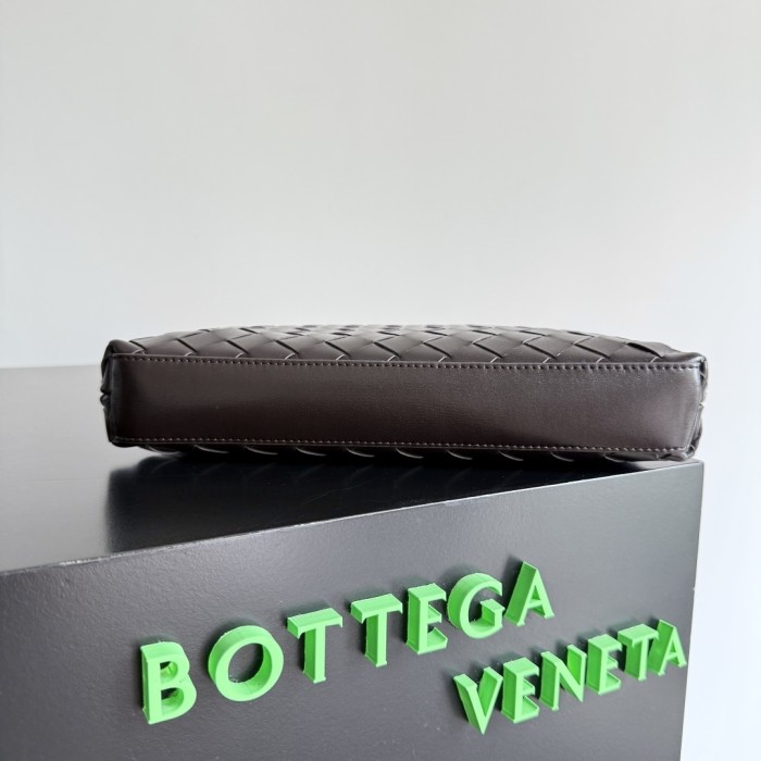 Intrecciato Prism Pouch“25*17*4CM”-066=