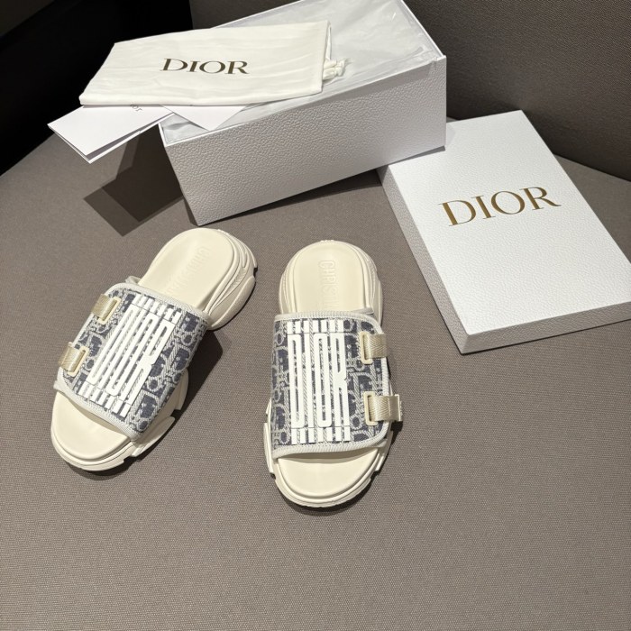 D-Wander Sandals（Female）35-41=