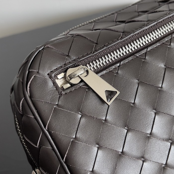 Intrecciato Pouch With Wristlet“25*15*6.5CM”-057=