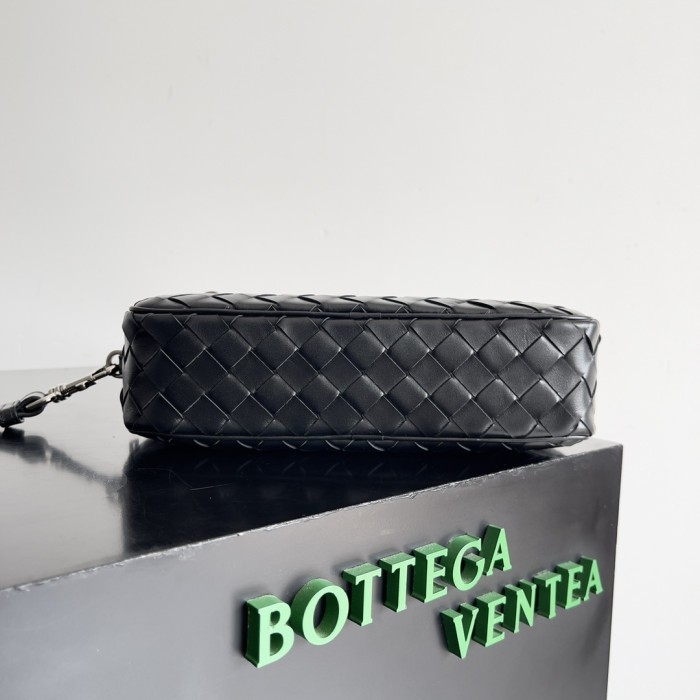 Intrecciato Pouch With Wristlet“25*15*6.5CM”-057=