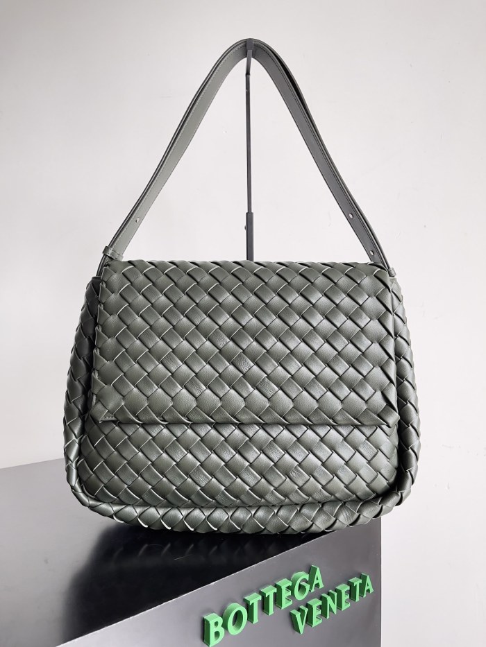 Large Cobble Messenger“44*34*14CM”-0521=