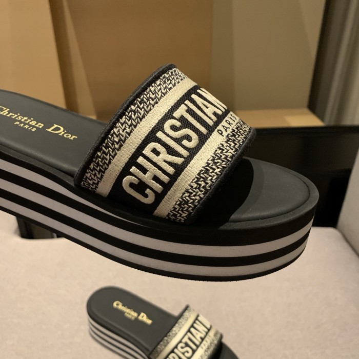 Dway SLIDES （Female）35-41=