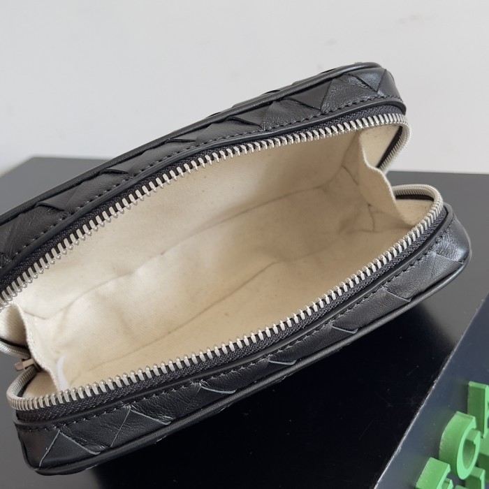 Intrecciato Pouch“16.5*11.5*3.5CM”-055=