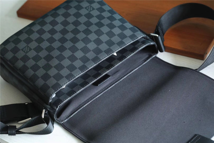 PM District Crossbody Bag “25*22*7CM” 005