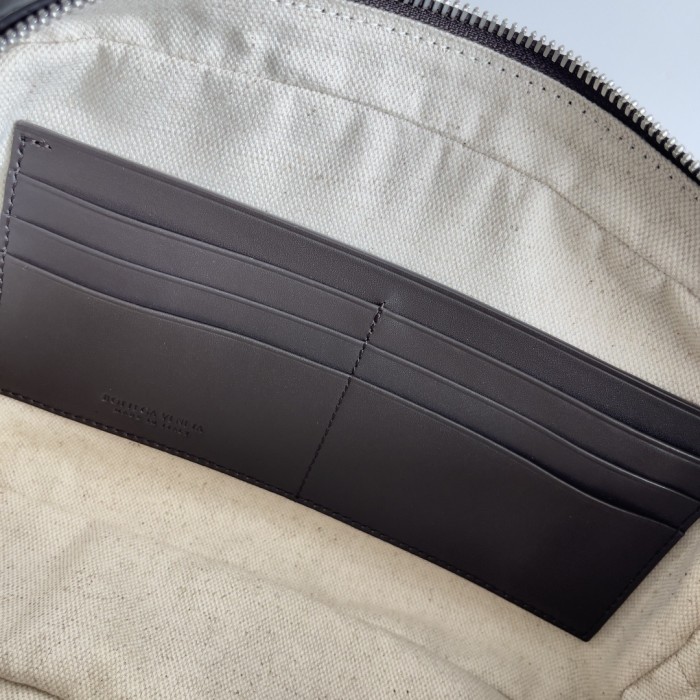 Intrecciato Pouch With Wristlet“25*15*6.5CM”-057=