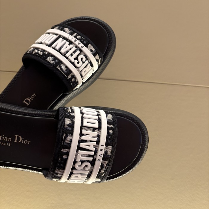 Dway SLIDES （Female）35-41=