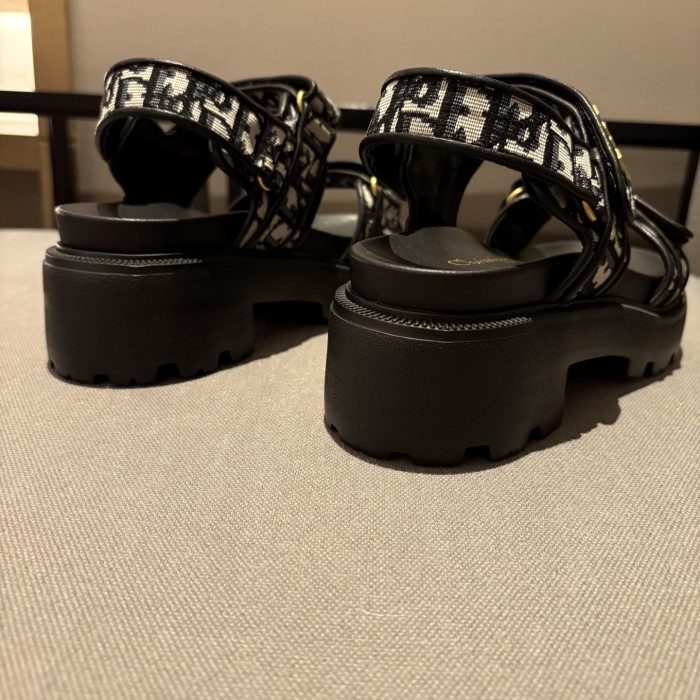DIORACT  SANDALS （Female）35-41=