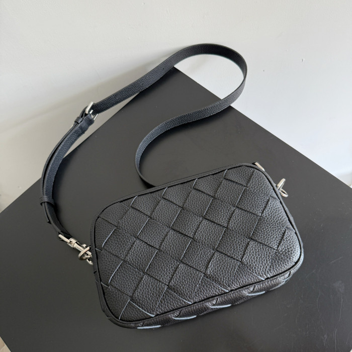 Small Intrecciato Camera Bag“24.5*15*6CM”-058=
