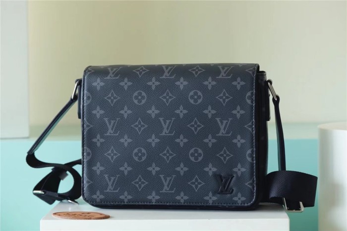 District Crossbody Bag “26*20*7CM” 005