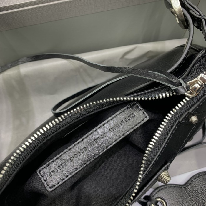 Le Cagole Shoulder Bag Small“26*12*6CM”-086=