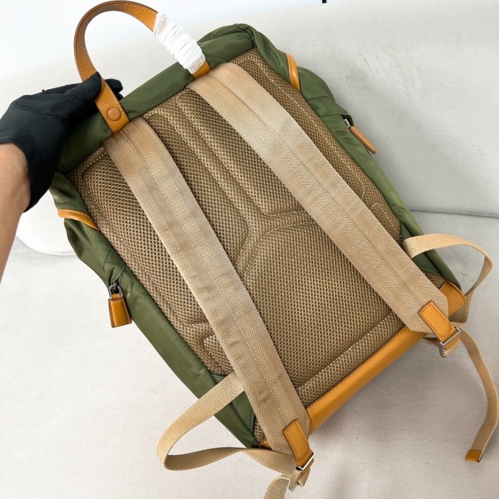 Men Re-Nylon And Saffiano Leather Backpack“45*27*17CM”-089=