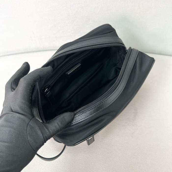 Re-Nylon and Saffiano Leather Travel Pouch“22*12.5*11CM”-085=